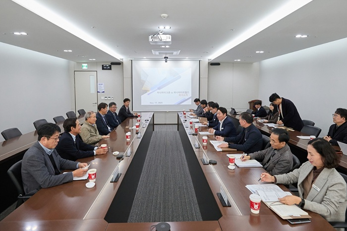 1. ‘기업 섬기는 도시’ 아산시, 지역 핵심 기업 소통 행보 (1).jpg