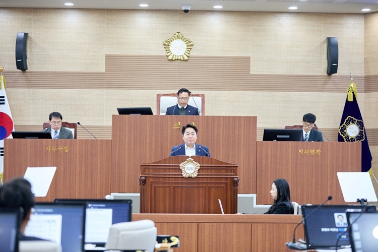 1. 아산시, 2026년 예산 1조 9,399억 원 편성…민생 회복·미래 산업 기반 확충 ‘총력’ (2).jpg