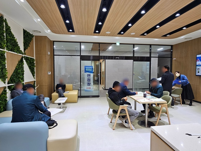 일자리경제과(구인구직 만남의 날).jpg