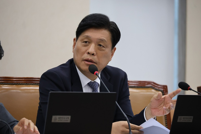 상임위사진_(2).jpg