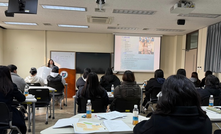 사진1. 마음성장연구소 늘봄 교육 진행 사진.jpg