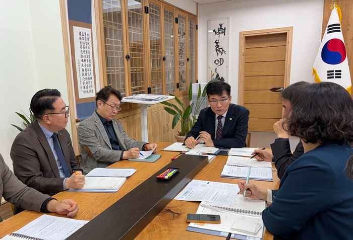 (1.16. 추가보도자료) 윤건영 교육감, 고교학점제...현장의견을 듣고 근본적인 검토되어야 사진.jpg