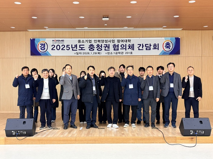 단체사진.jpg