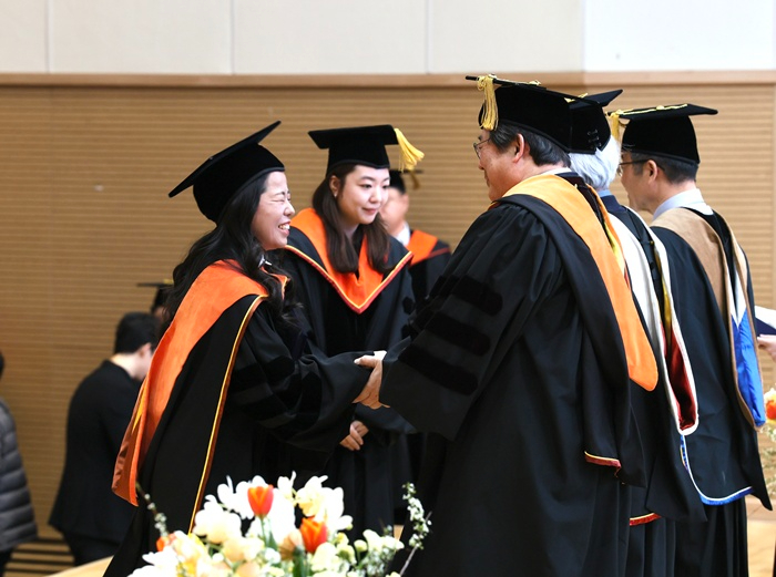 충북대 보도자료(2025학년도 전기 학위수여식 개최) (2).jpg