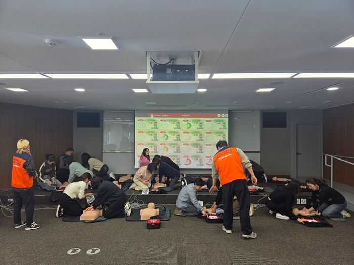 어린이 이용시설 종사자 안전교육(안전정책과) (1).jpg