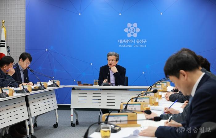 (3 23) 1 정용래 유성구청장 화재사고 수습 지원 적극 협력 사진1.jpg