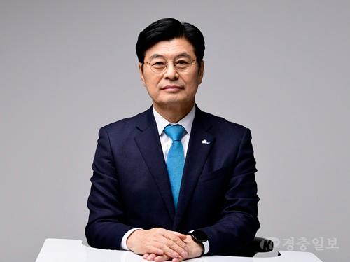 이춘희 논평 프로필.JPG