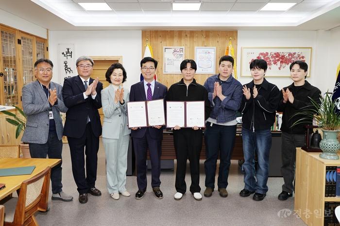 충북교육청, 청주로와 학교급식 홍보 위한 업무협약 체결(사진1).jpg