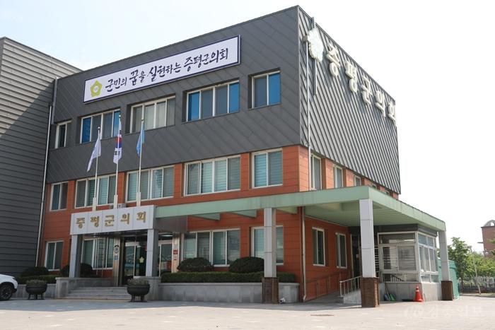 의회전경.JPG