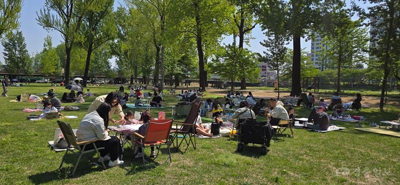 2025증평예술제 미루나무숲 미술대회_.jpg