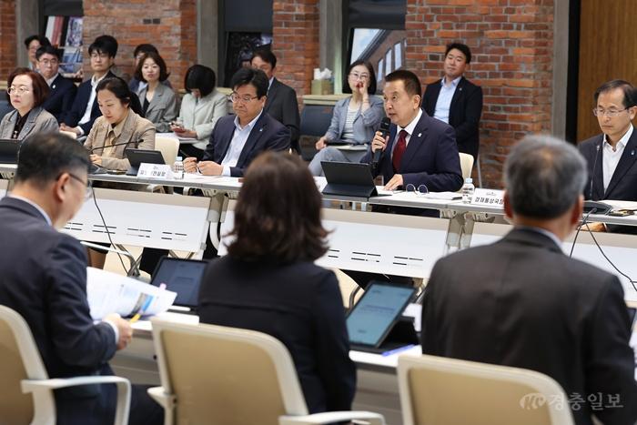 20260423 - 2026년도 제1회 충청북도 시장군수회의(대회의실 도지사)3.jpg