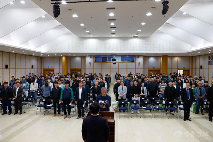 충주시, 제136주년 세계노동절 기념행사 개최 (1).JPG