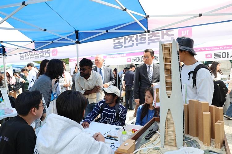 3. 전공탐색 페스티벌 학과부스(1).JPG