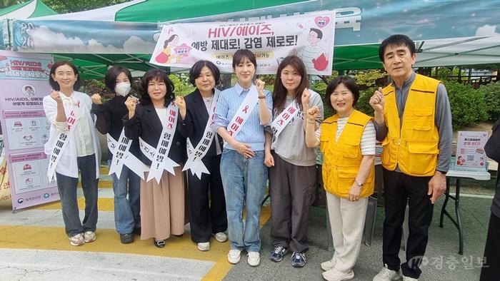 충주시, 건국대 글로컬캠퍼스서 ‘HIV에이즈 예방’ 캠페인 실시 (2).jpeg