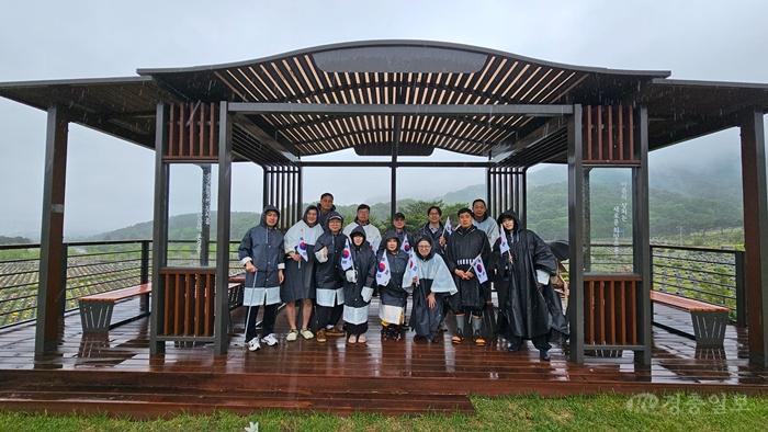 봉사활동 사진 (1).jpg