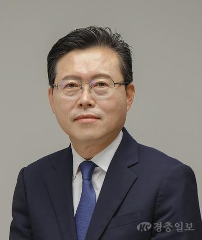 장기수 천안시장 당선인 (2).jpg