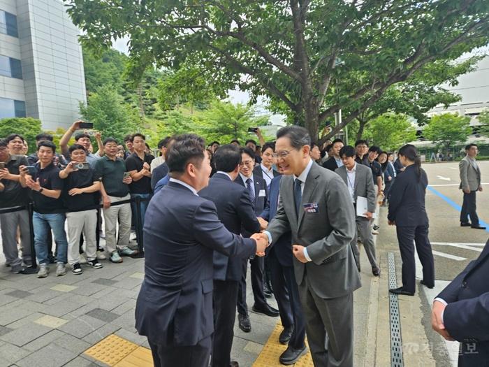1. 아산시, 삼성 113조 투자로 차세대 디스플레이·HBM 후공정 핵심도시 도약(1).jpg