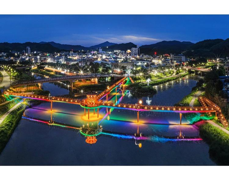 괴산의 최고 비경 뽑혔다! 제18회 관광사진 전국공모전, 금상-최미립-괴산읍 야경.jpg