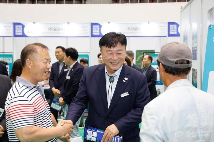 3 경기도 5070 일자리박람회 성황리 개최 1.jpg