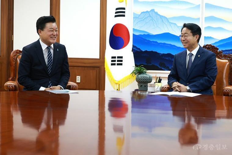 20260729 - 국회의장 면담(국회, 도지사)2.jpeg