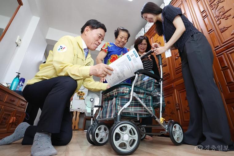 20260730-삼성동 실버카 전달식4.jpg