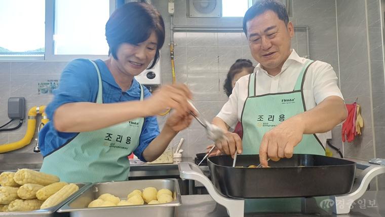 [교육지원청] 배식봉사.jpg