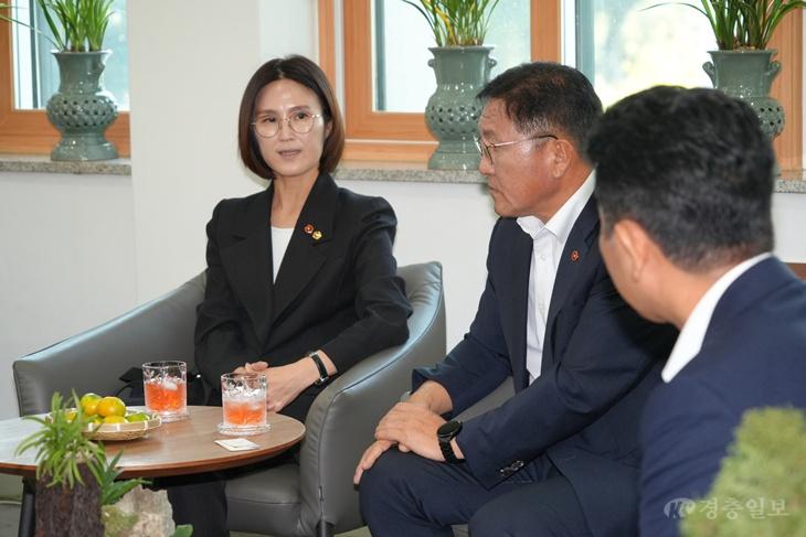 260826_제주도의회 방문_ (2).jpg