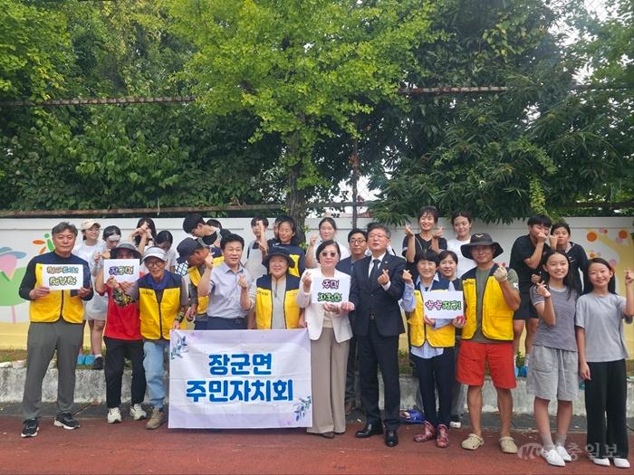 마을교육공동체 벽화그리기(교육지원과).jpg