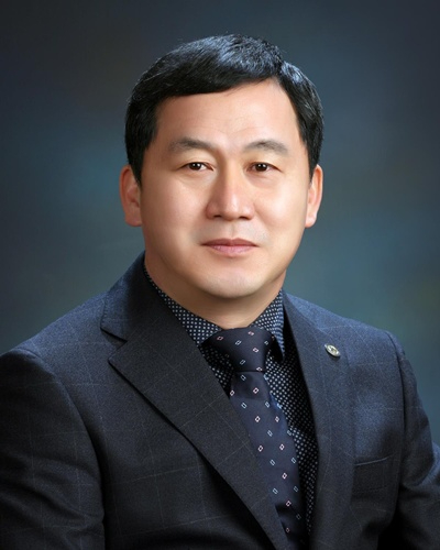 충북교육청, 9월 1일자 신임 직속기관장 3명 취임(우관문 원장).jpg
