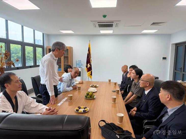 충주시·한국택견협회, 베트남 하노이서‘택견 세계화’시동(하노이태권도연맹면담2).jpg