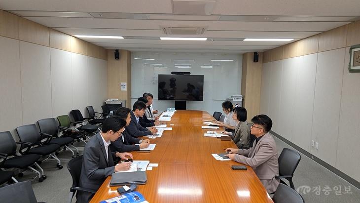 미래전략과(보건복지부 방문 국립치의학연구원 천안설립 필요성 설명) (1).jpg