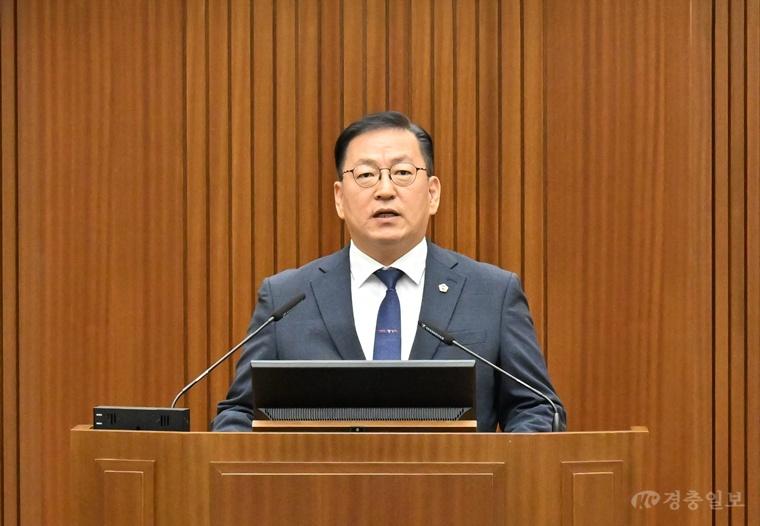 5분발언 유인호.jpg