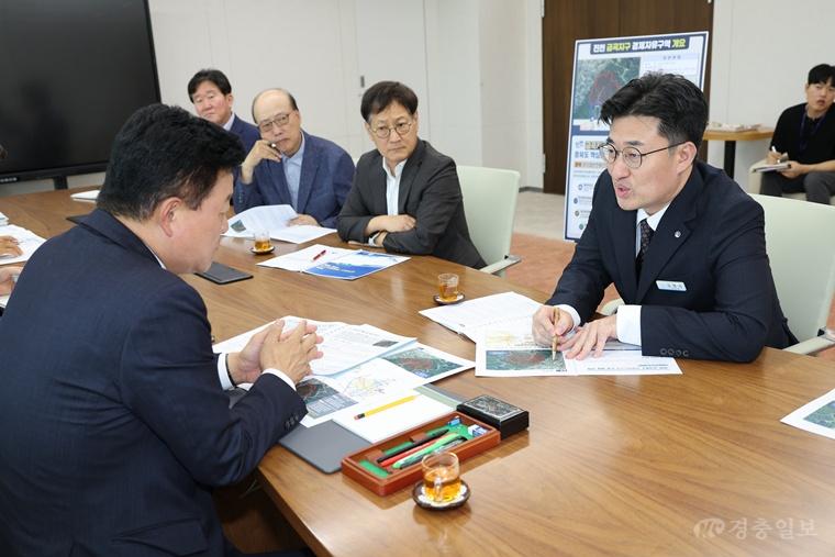 1.김명식 진천군수, 충북도지사 예방,,금곡지구 사업 추진 협력 요청 3.jpg