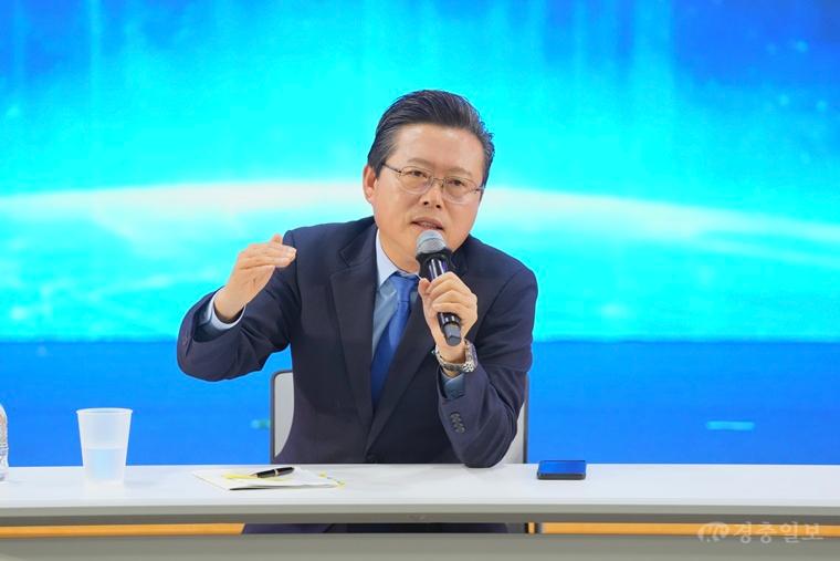 장기수 천안시장1.jpeg