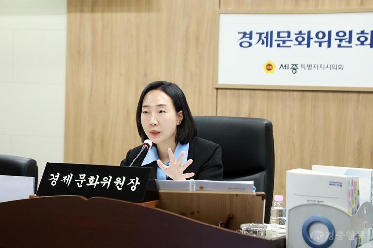 김효숙 사진.jpg