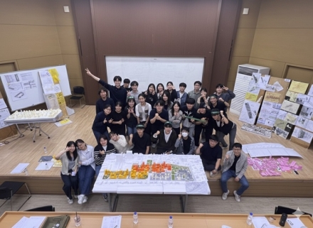 충북대 건축학과, 저층 고밀도 재생모델 전시 ‘Re-Gen Project’ 개최