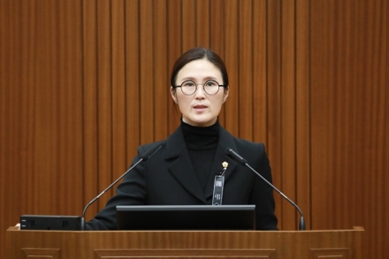 김현미 의원, 무장애 통합 놀이터 제도화 촉구
