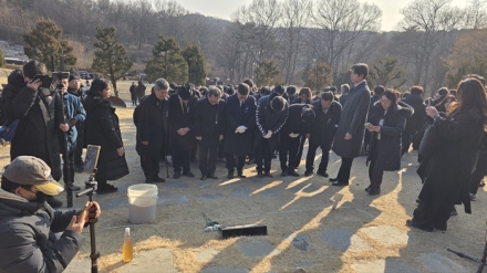 민주주의 최전선에 섰던 지도자…故 이해찬 전 총리 영면