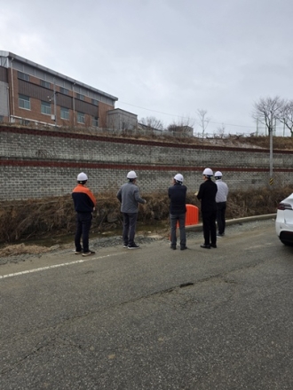 세종시교육청학교지원본부, 해빙기 재해취약시설 민관합동 안전점검 실시