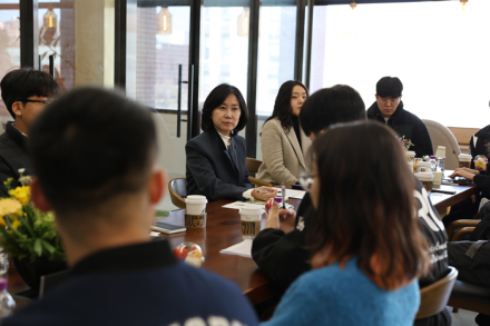 “청년 목소리 정책에 반영”…충북대서 정부와 대화