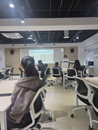 충북교육연구정보원, 가족 참여형 ‘토요 SW·AI 교실’ 운영