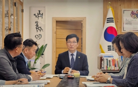 윤건영 교육감 “AI 시대, 직업교육 근본부터 바꿔야”