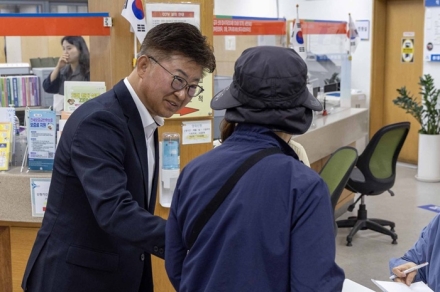 대전 대덕구, 고유가 지원금 지급 첫날 점검 나서