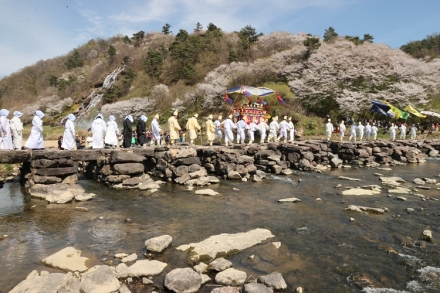 진천군, 제26회 생거진천 농다리축제 성료