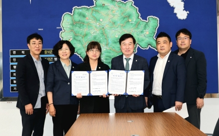 괴산군, 충북개발공사와 '스마트팜 임대형 시설하우스' 조성 협약 체결