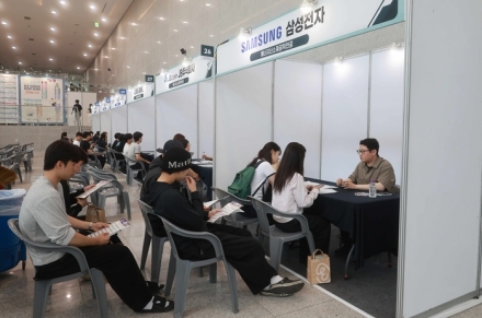“현직 선배에게 듣는다”… 한국기술교육대, 졸업동문 초청 취업 멘토링 박람회 개최