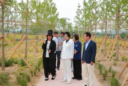 이천시 이섭대천공원, 6개 테마 정원 품고 새 단장