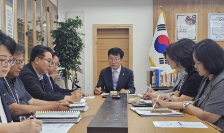 윤건영 충북교육감, 폭염·집중호우 대비 학생 안전 강화 주문
