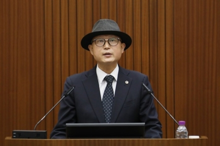 세종시의회 5대 전반기 의장에 안신일 의원 내정