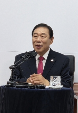 최민호 세종시장 "시민으로 돌아가도 세종과 대한민국 위해 힘 보태겠다"